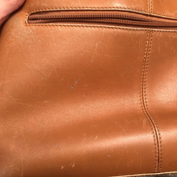 Danier Brown Leather Purse - Picture 12 of 15